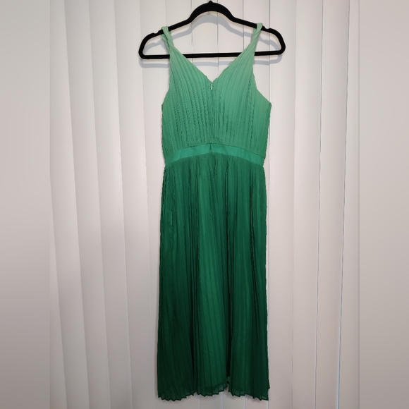 NWT Banana Republic green ombre midi dress size 2 - Picture 2 of 4